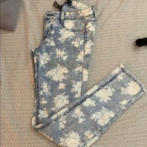 Floral patterned jeggings